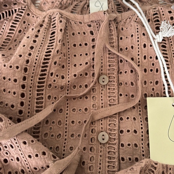 JOIE Cotton Boho Bohemian Peasant Eyelet Top Blouse - Picture 11 of 11